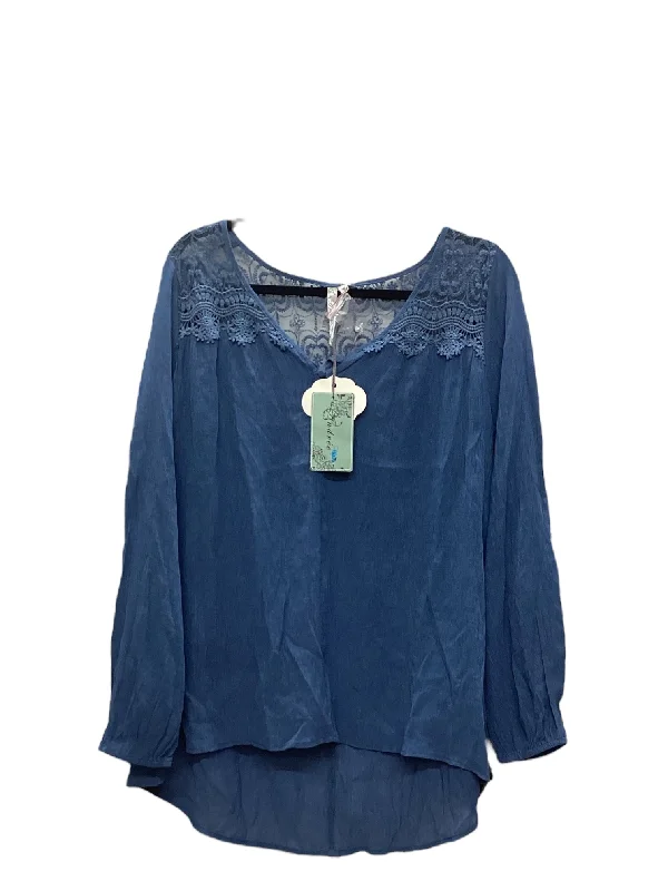 Top Long Sleeve By Andree By Unit In Blue, Size: M