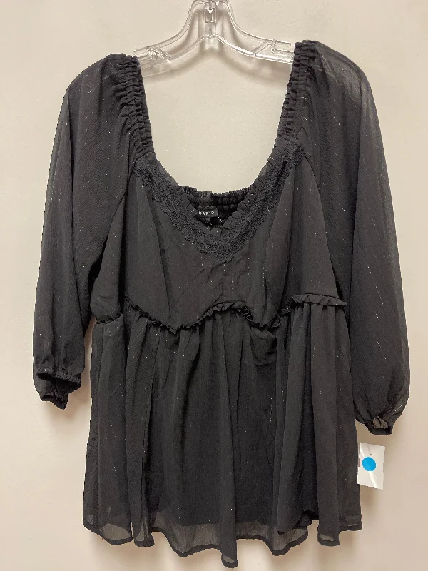 Top Short Sleeve By Torrid In Black, Size: 1x