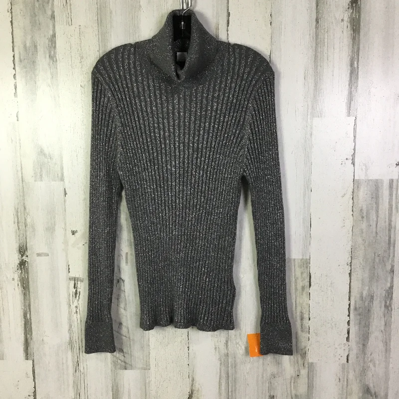 Top Long Sleeve By Gap In Silver, Size: Xl