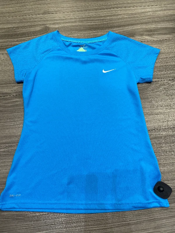 Athletic Top Short Sleeve By Nike In Blue, Size: M