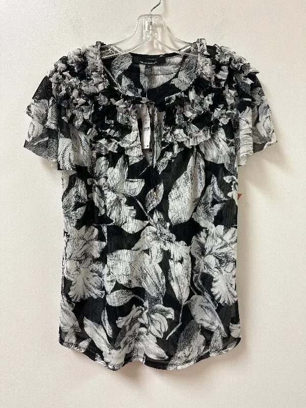 Top Short Sleeve By White House Black Market In Black & White, Size: L