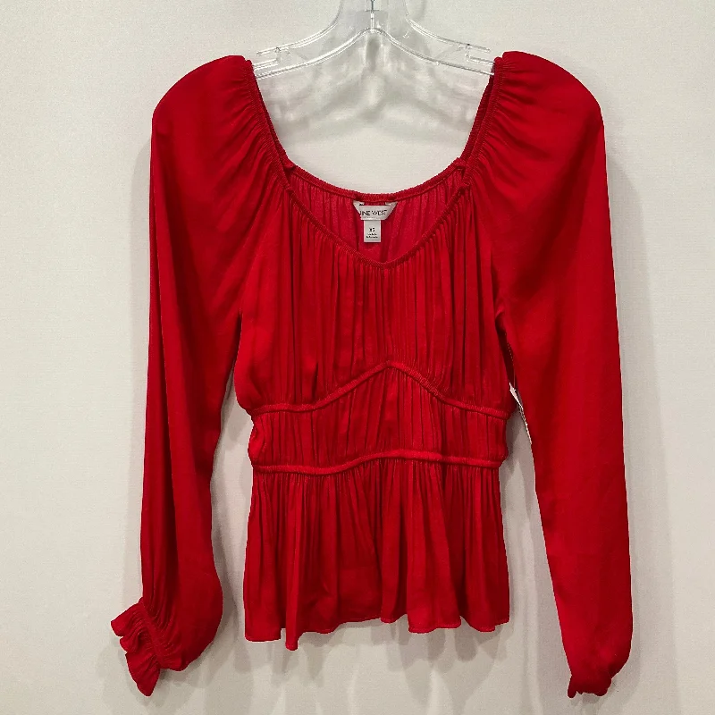 Top Long Sleeve By Nine West In Red, Size: Xs