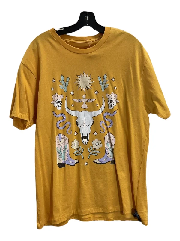 Top Short Sleeve By Clothes Mentor In Yellow, Size: L