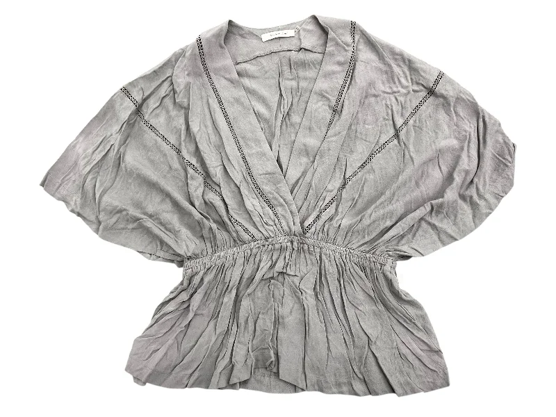 Top Short Sleeve By Mustard Seed In Grey, Size: M