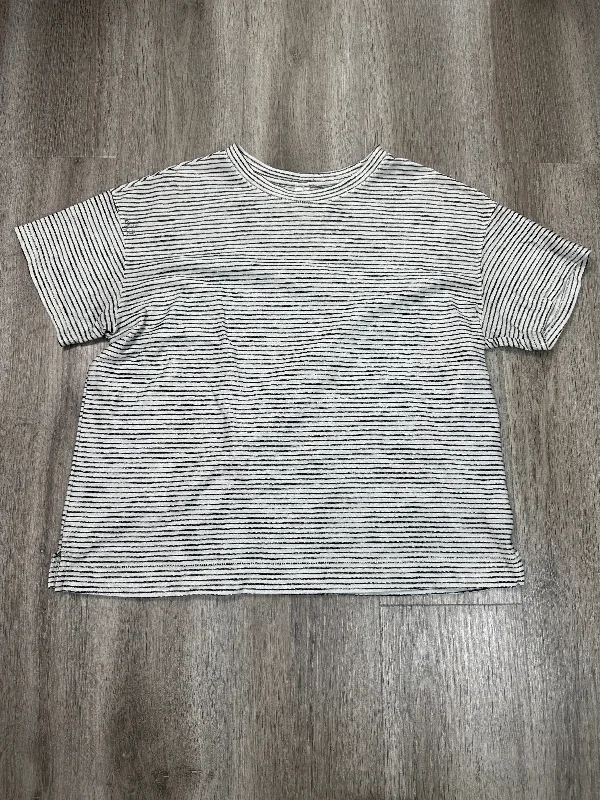 Top Short Sleeve By Old Navy In Striped Pattern, Size: L