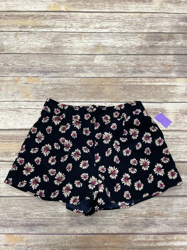 Floral Print Shorts Charlotte Russe, Size L