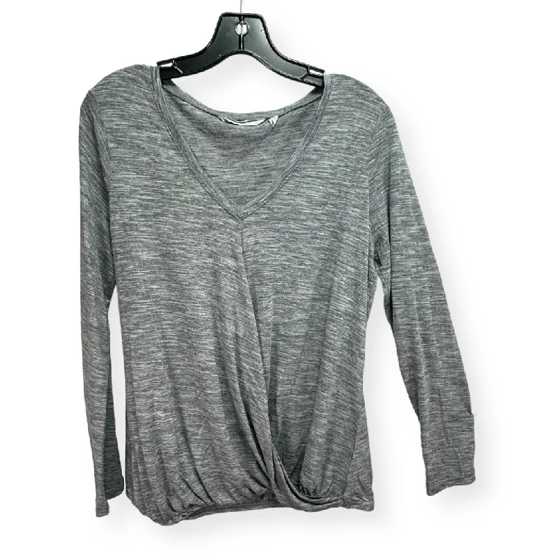 Grey Athletic Top Long Sleeve Crewneck Athleta, Size S